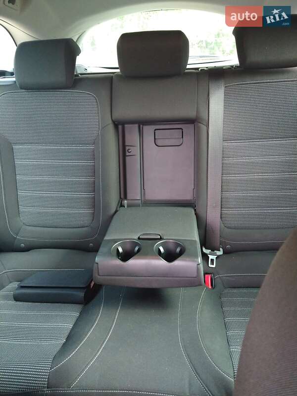 Универсал Opel Insignia 2013 в Ивановке