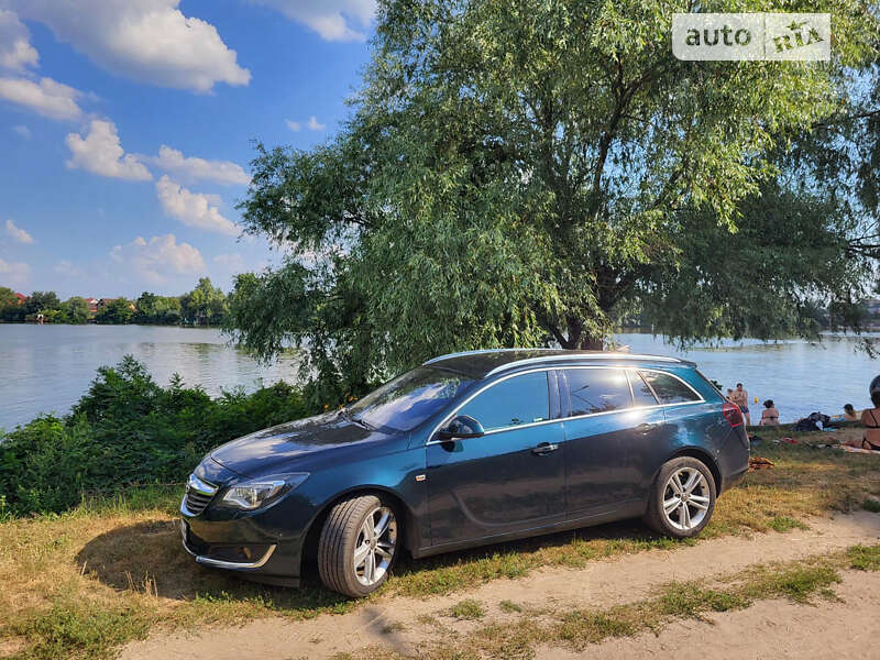 Универсал Opel Insignia 2015 в Киеве