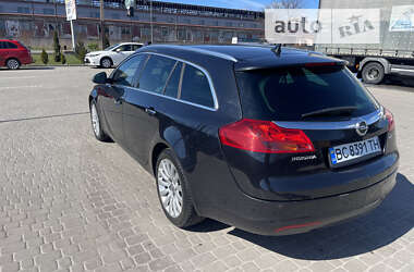 Універсал Opel Insignia 2013 в Львові