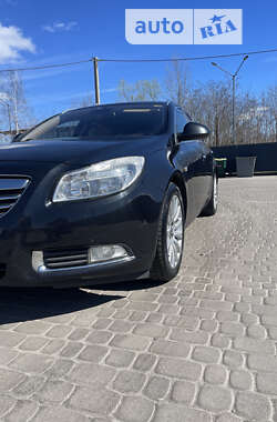 Універсал Opel Insignia 2013 в Львові