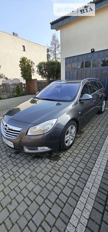 Универсал Opel Insignia 2010 в Виннице