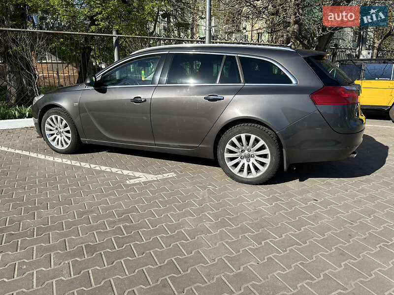 Универсал Opel Insignia 2010 в Одессе