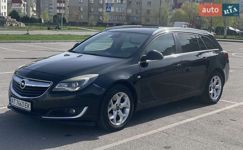 Універсал Opel Insignia 2017 в Івано-Франківську