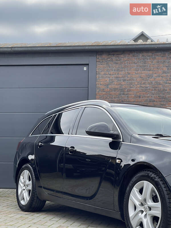 Універсал Opel Insignia 2013 в Мукачевому