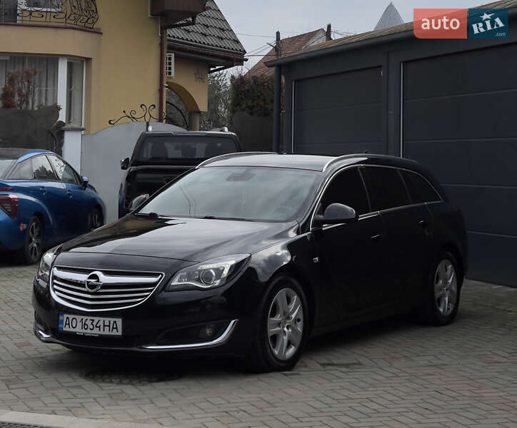 Універсал Opel Insignia 2013 в Мукачевому