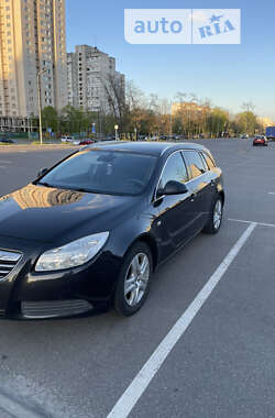 Універсал Opel Insignia 2011 в Києві