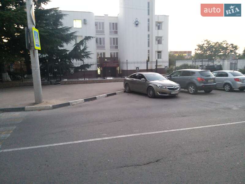 Седан Opel Insignia 2015 в Києві