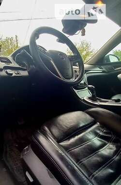 Универсал Opel Insignia 2010 в 
