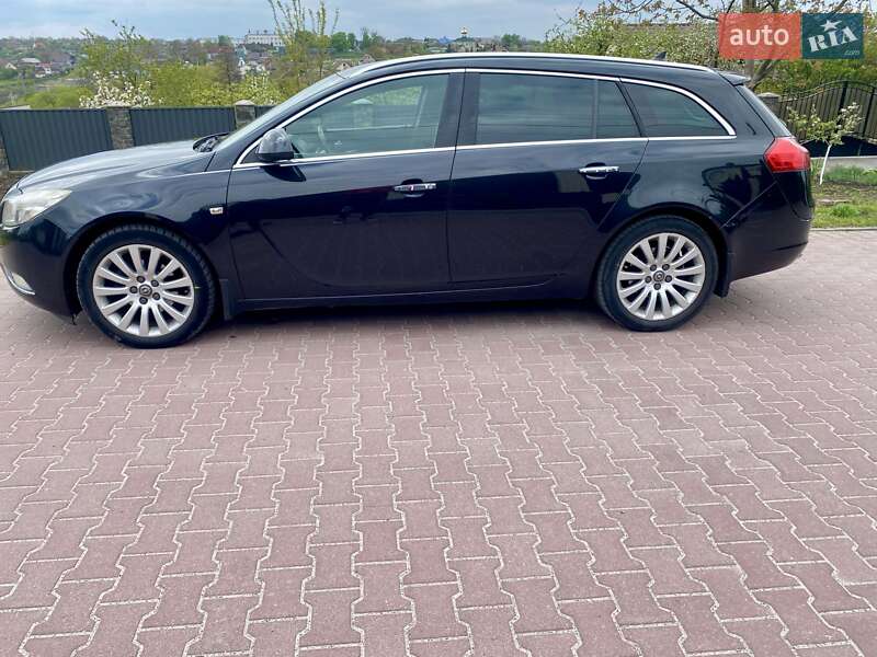 Універсал Opel Insignia 2010 в Хмельницькому