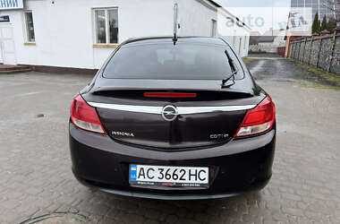 Седан Opel Insignia 2012 в Камне-Каширском