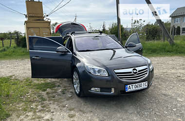 Универсал Opel Insignia 2011 в Косове