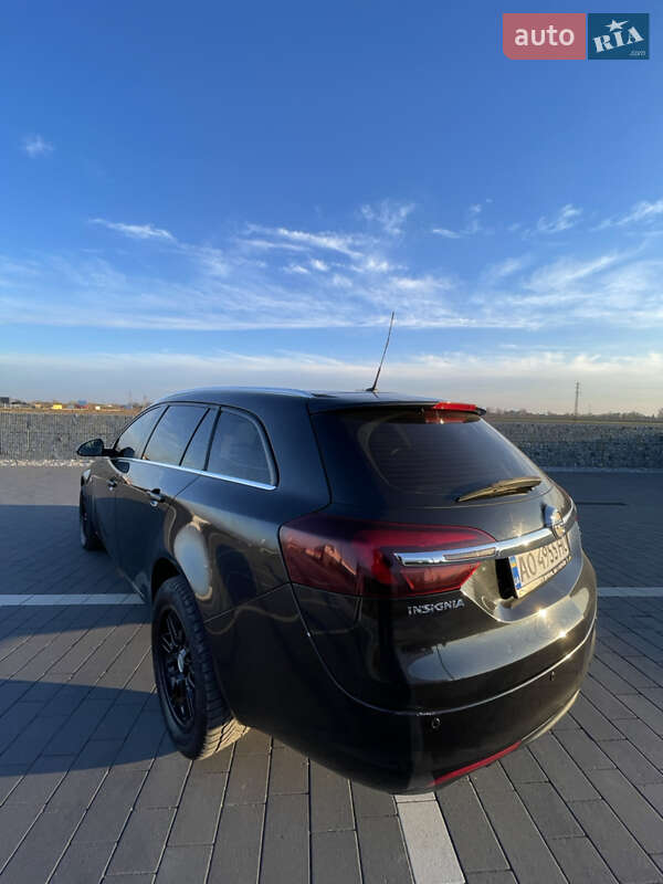 Универсал Opel Insignia 2014 в Мукачево