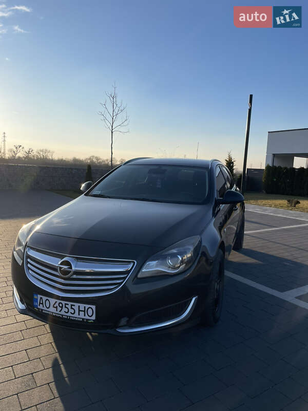 Универсал Opel Insignia 2014 в Мукачево