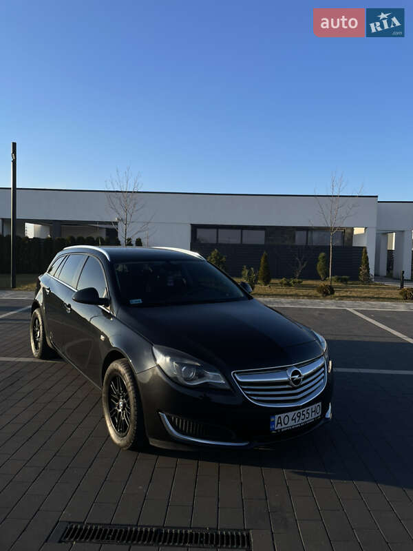 Универсал Opel Insignia 2014 в Мукачево