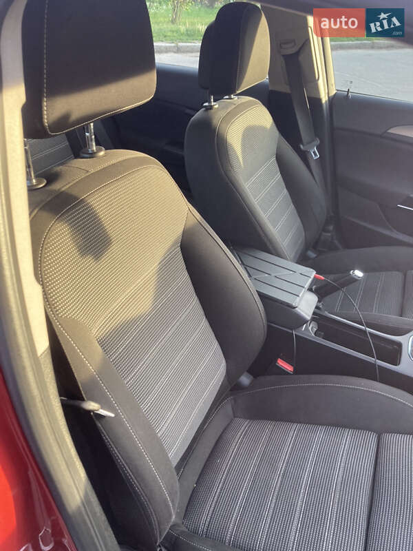 Универсал Opel Insignia 2010 в Житомире