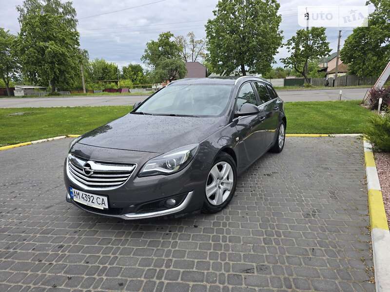 Универсал Opel Insignia 2014 в Коростене