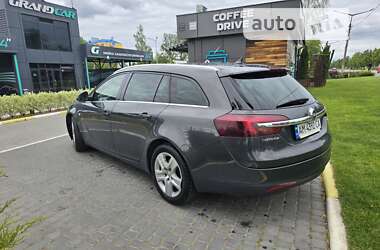 Универсал Opel Insignia 2014 в Коростене