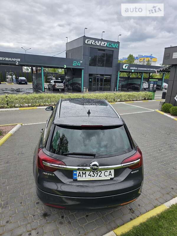 Универсал Opel Insignia 2014 в Коростене