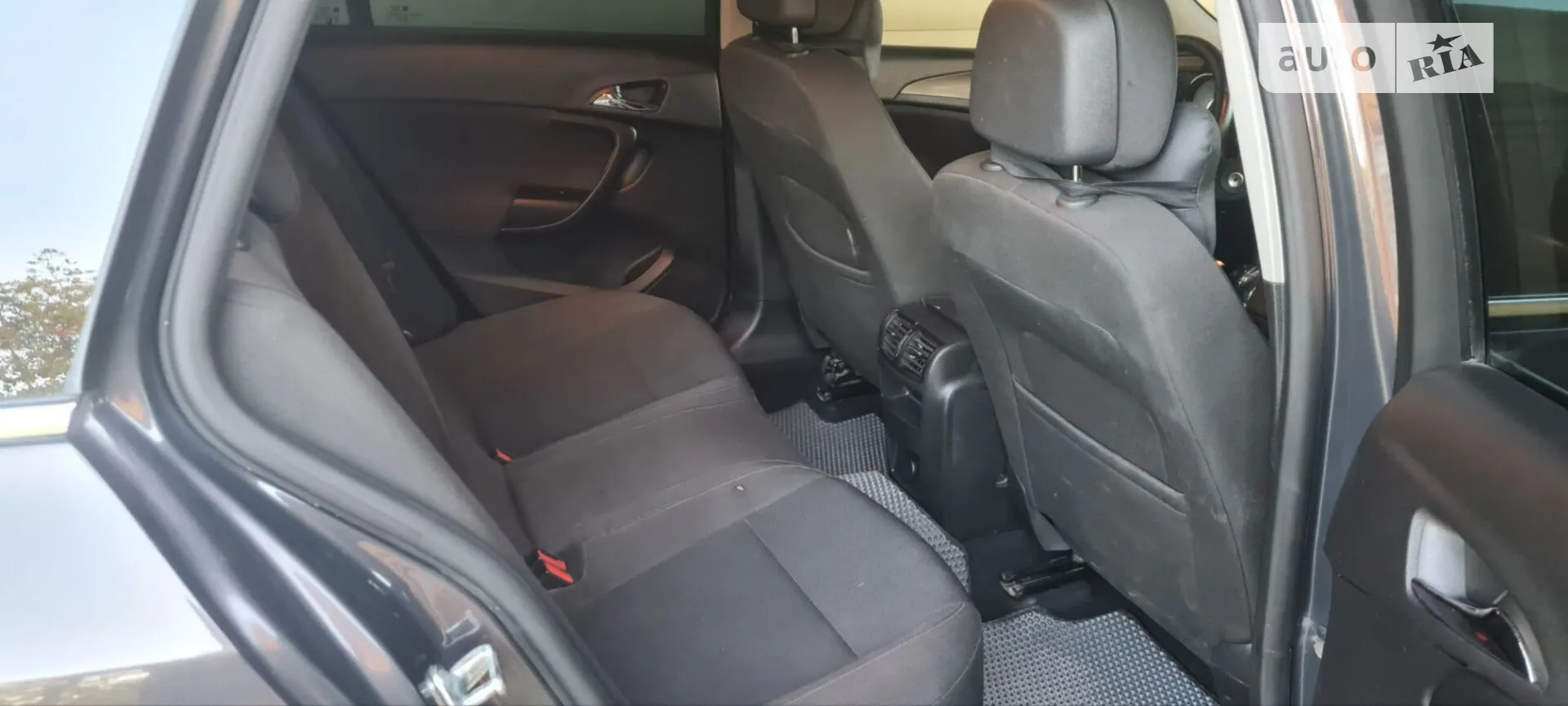 2013 Opel Insignia - мініатюра 9