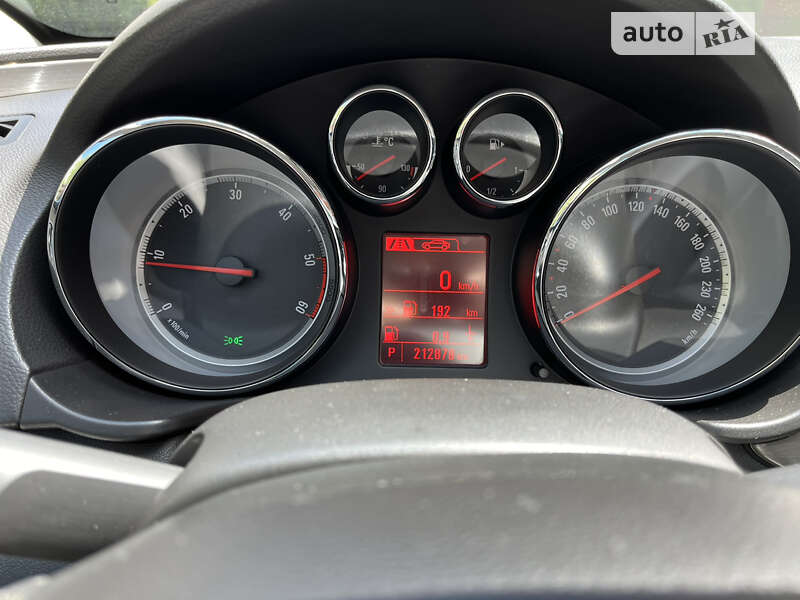 Лифтбек Opel Insignia 2012 в Луцке фото 9 Лифтбек Opel Insignia 2012 в Луцке