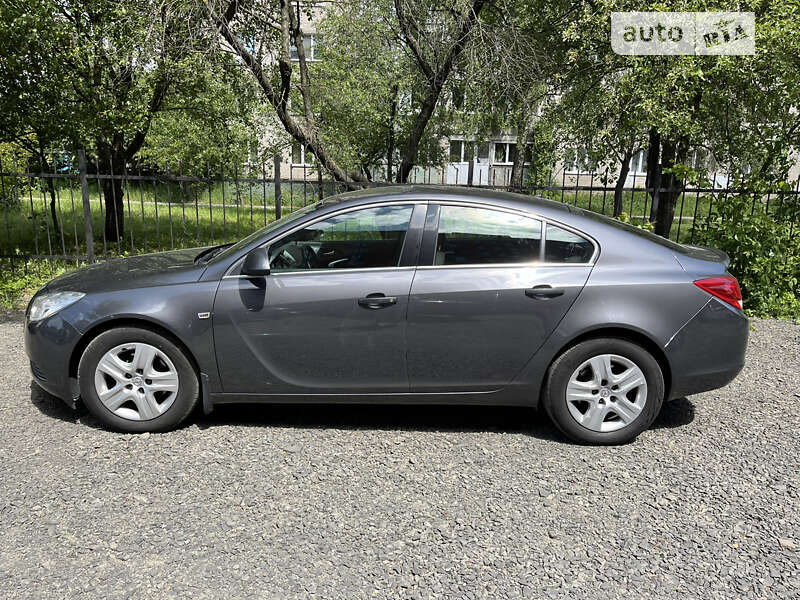 Лифтбек Opel Insignia 2012 в Луцке фото 3 Лифтбек Opel Insignia 2012 в Луцке