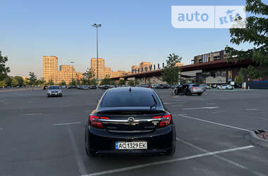 Лифтбек Opel Insignia 2013 в Киеве