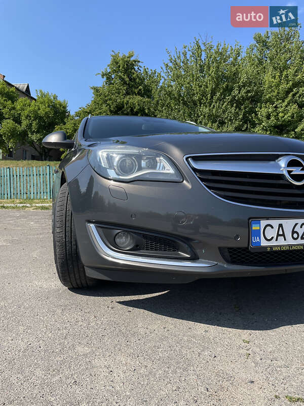 Універсал Opel Insignia 2015 в Лисянці
