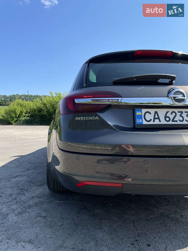 Універсал Opel Insignia 2015 в Лисянці