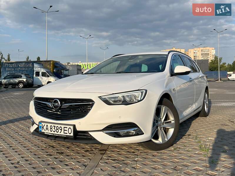 opel_insignia__553218447fx.jpg