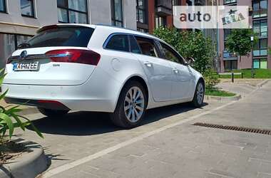 Универсал Opel Insignia 2013 в Киеве