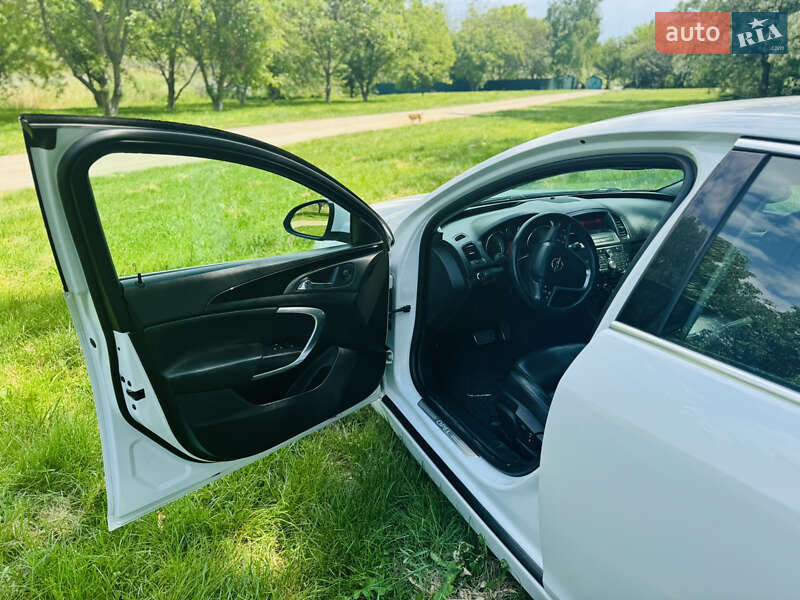 Лифтбек Opel Insignia 2010 в Кропивницком