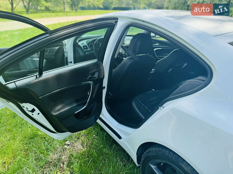 Лифтбек Opel Insignia 2010 в Кропивницком