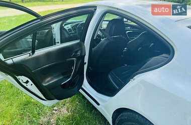 Лифтбек Opel Insignia 2010 в 