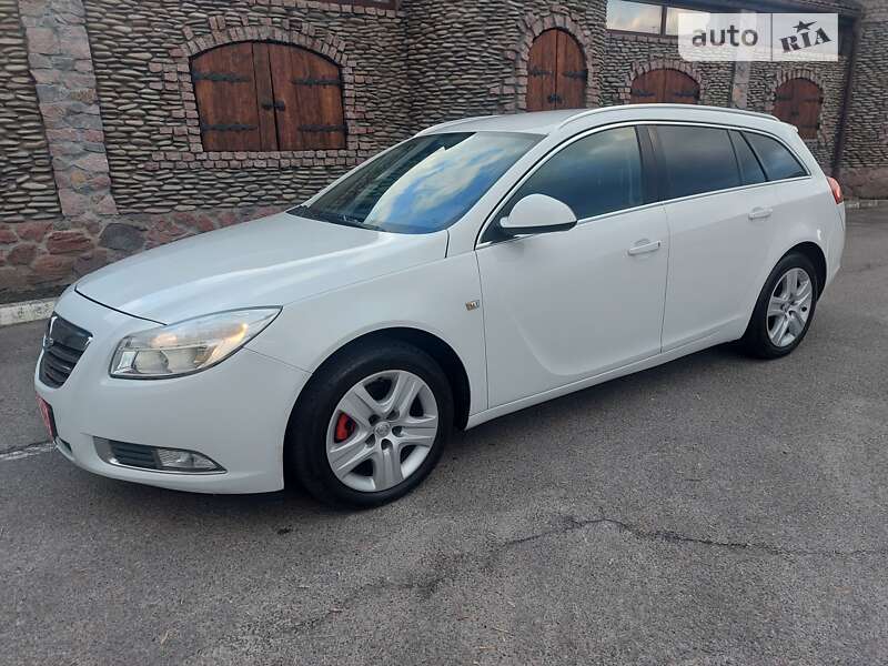 Универсал Opel Insignia 2013 в Борисполе