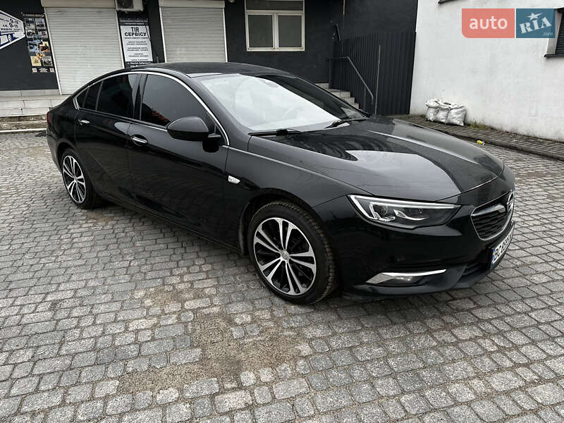 Лифтбек Opel Insignia 2017 в Львове