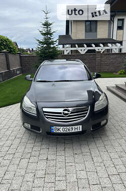 Універсал Opel Insignia 2009 в Рівному