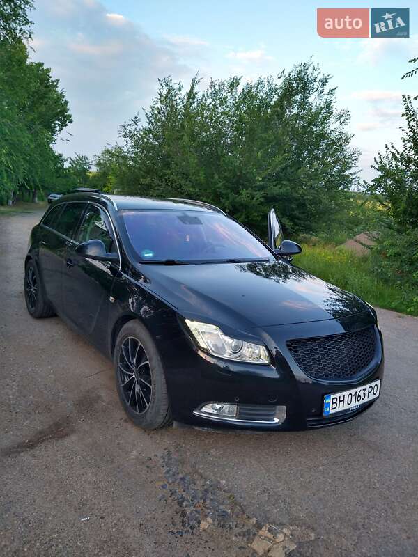 Универсал Opel Insignia 2013 в Ивановке