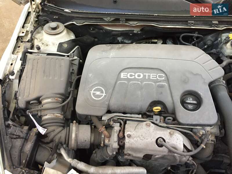 Універсал Opel Insignia 2016 в Золочеві