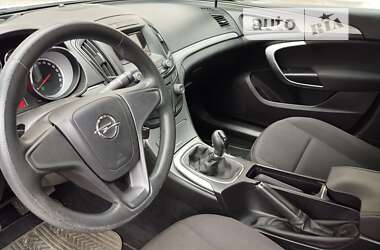 Седан Opel Insignia 2014 в Львове