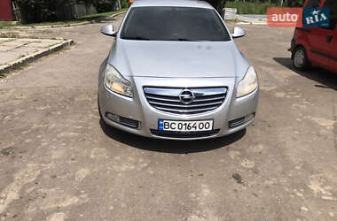 Седан Opel Insignia 2010 в Буську