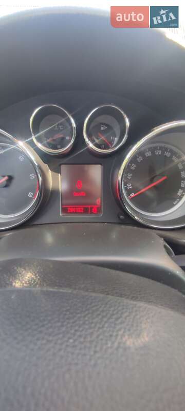 Универсал Opel Insignia 2009 в Гайсине