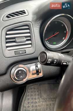 Універсал Opel Insignia 2011 в 
