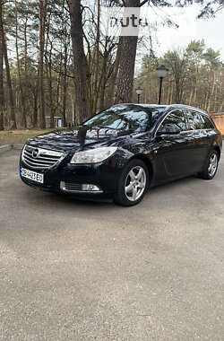 Універсал Opel Insignia 2011 в Чернігові