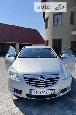 Универсал Opel Insignia 2011 в Шумске