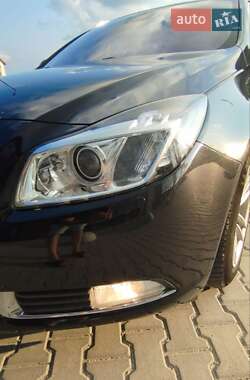 Универсал Opel Insignia 2013 в Тернополе