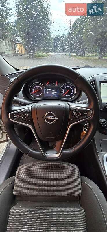 Универсал Opel Insignia 2015 в Черкассах
