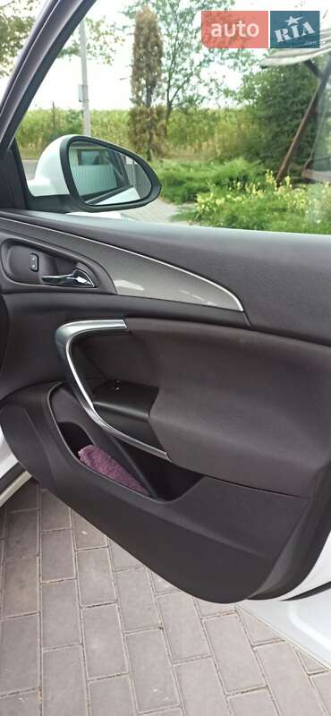 Универсал Opel Insignia 2016 в Тальном
