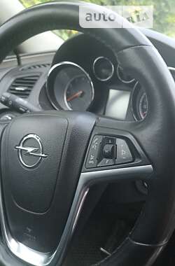 Универсал Opel Insignia 2009 в Волочиске