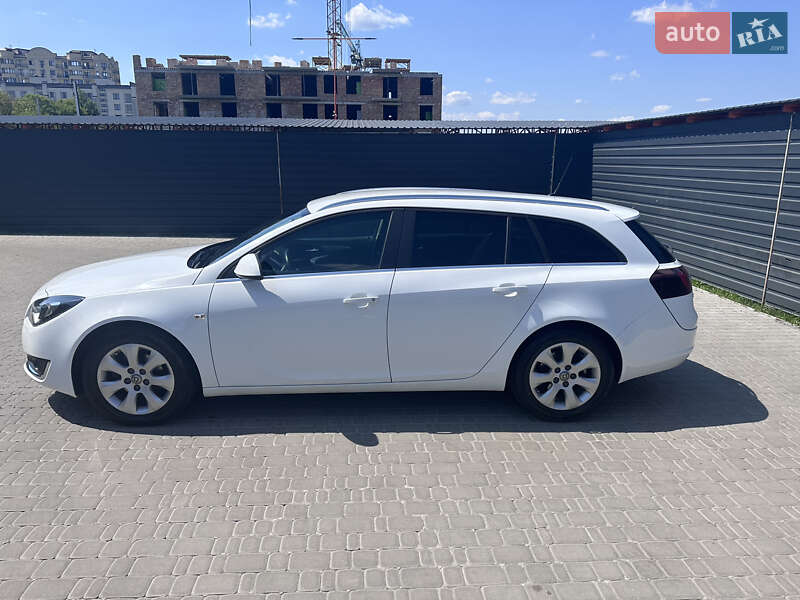 Універсал Opel Insignia 2016 в Хмельницькому