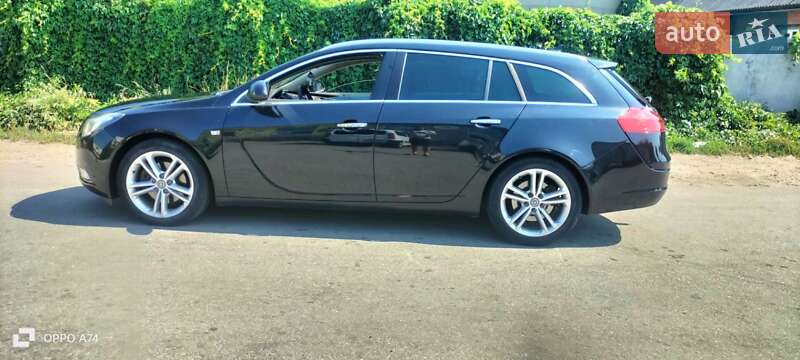 Універсал Opel Insignia 2011 в Житомирі